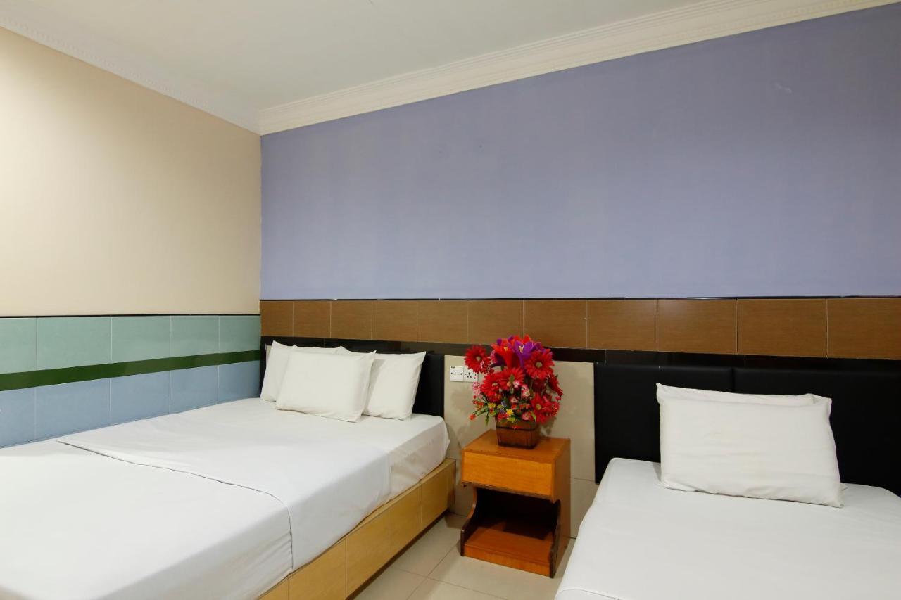 Cosy Inn Miri Exterior foto