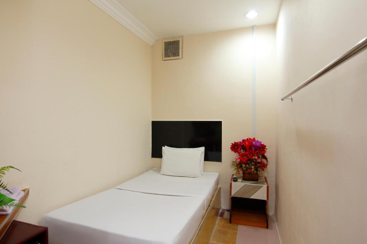 Cosy Inn Miri Exterior foto
